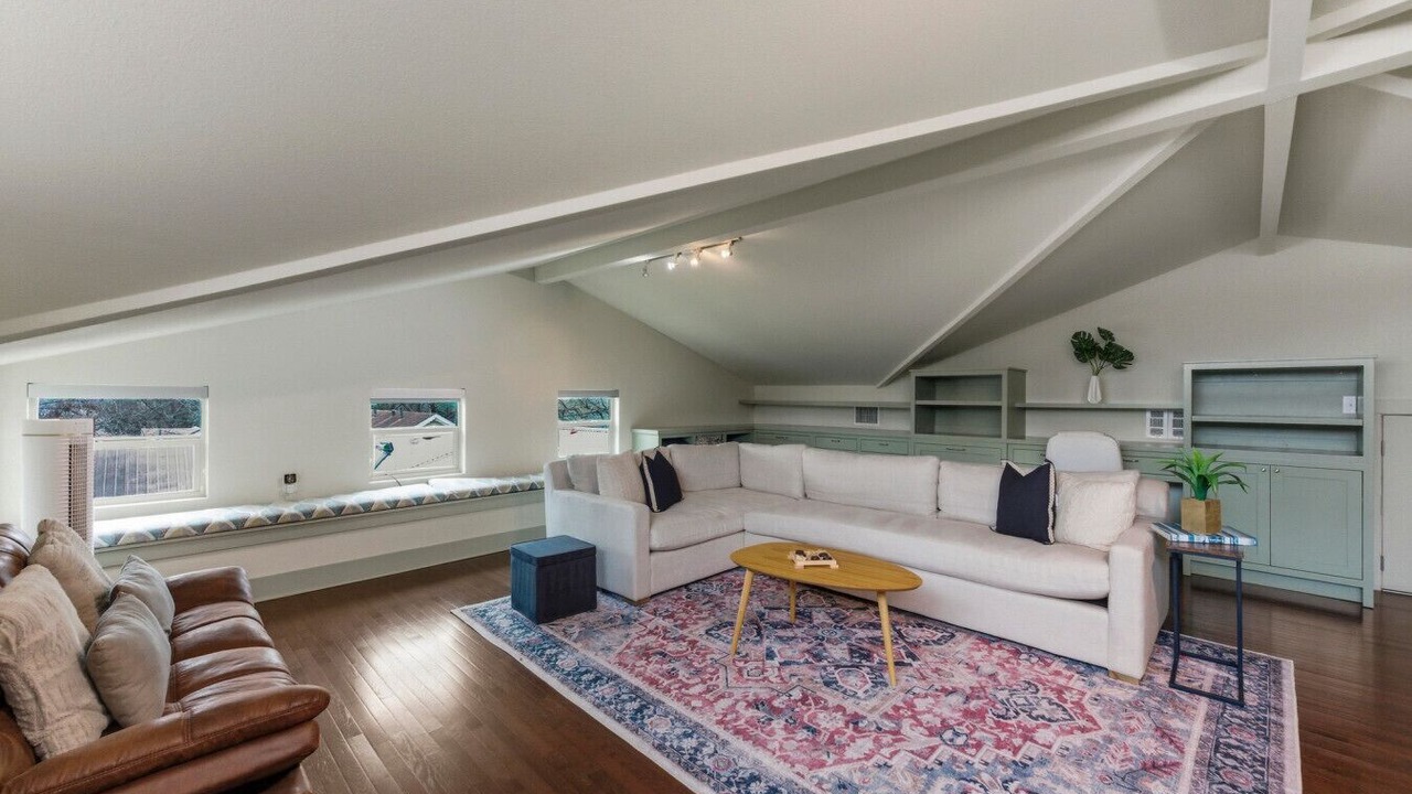 Photo of Livingroom in Barton Heights
