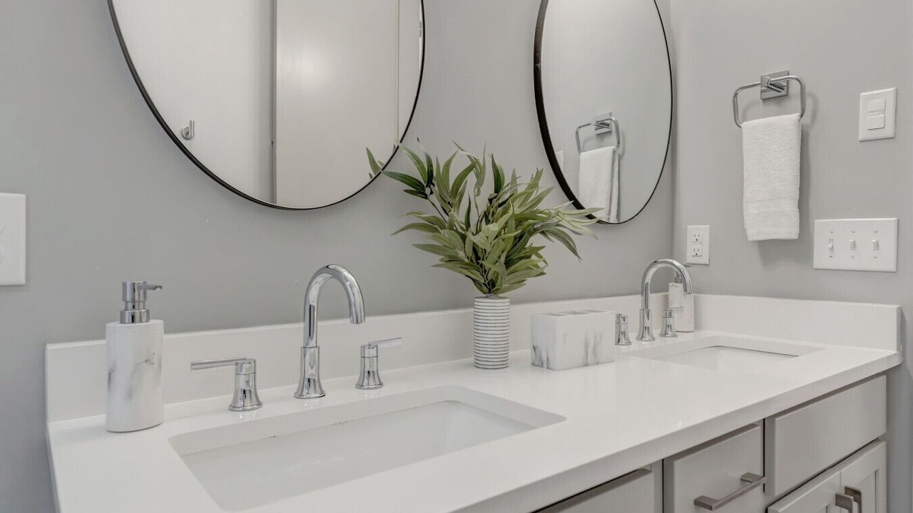 Photo of Bathroom in Haynes Area
