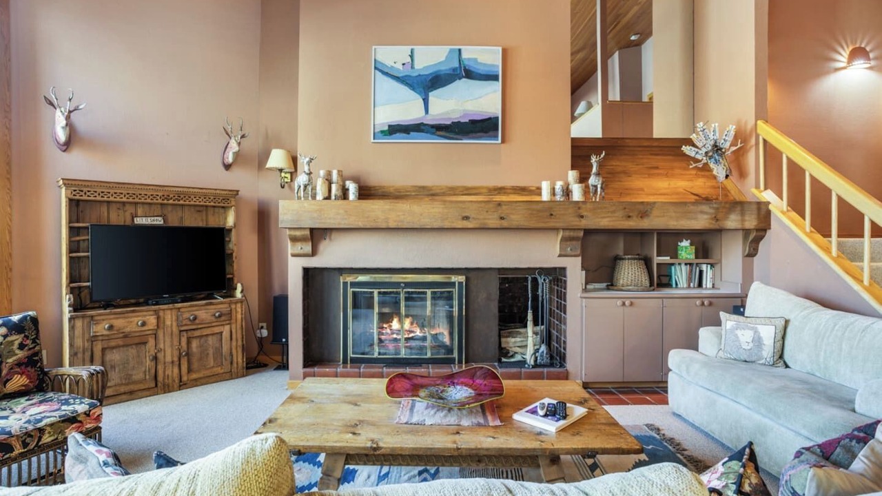 Photo of Livingroom in Vail