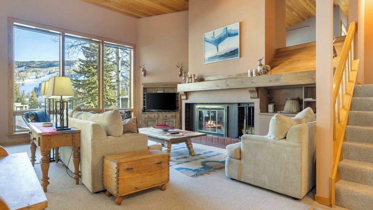 Photo of Livingroom in Vail