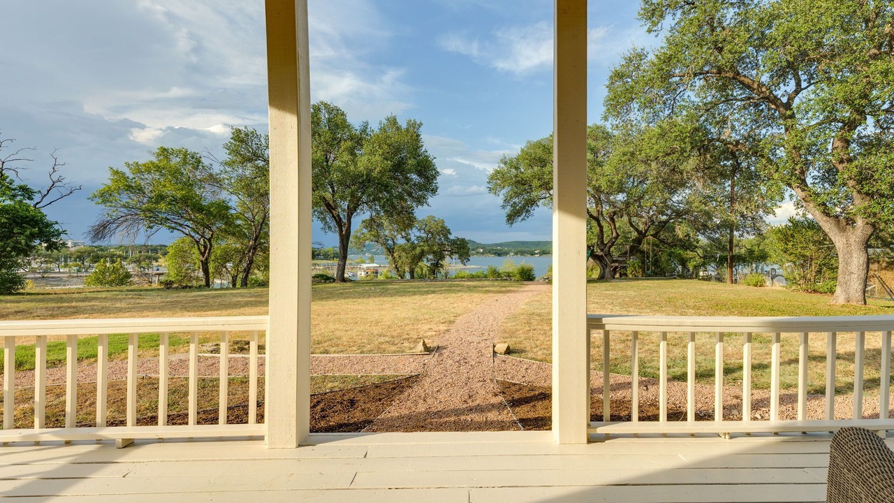 Photo of Outdoor in Hudson Bend