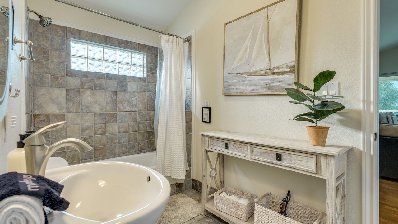 Photo of Bathroom in Hudson Bend