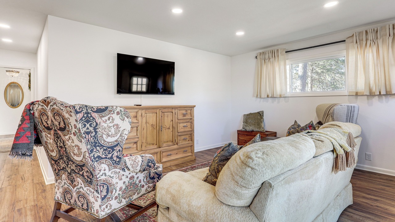 Photo of Livingroom in Quitman