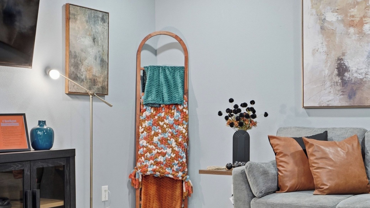 Photo of Livingroom in Downtown Tulsa