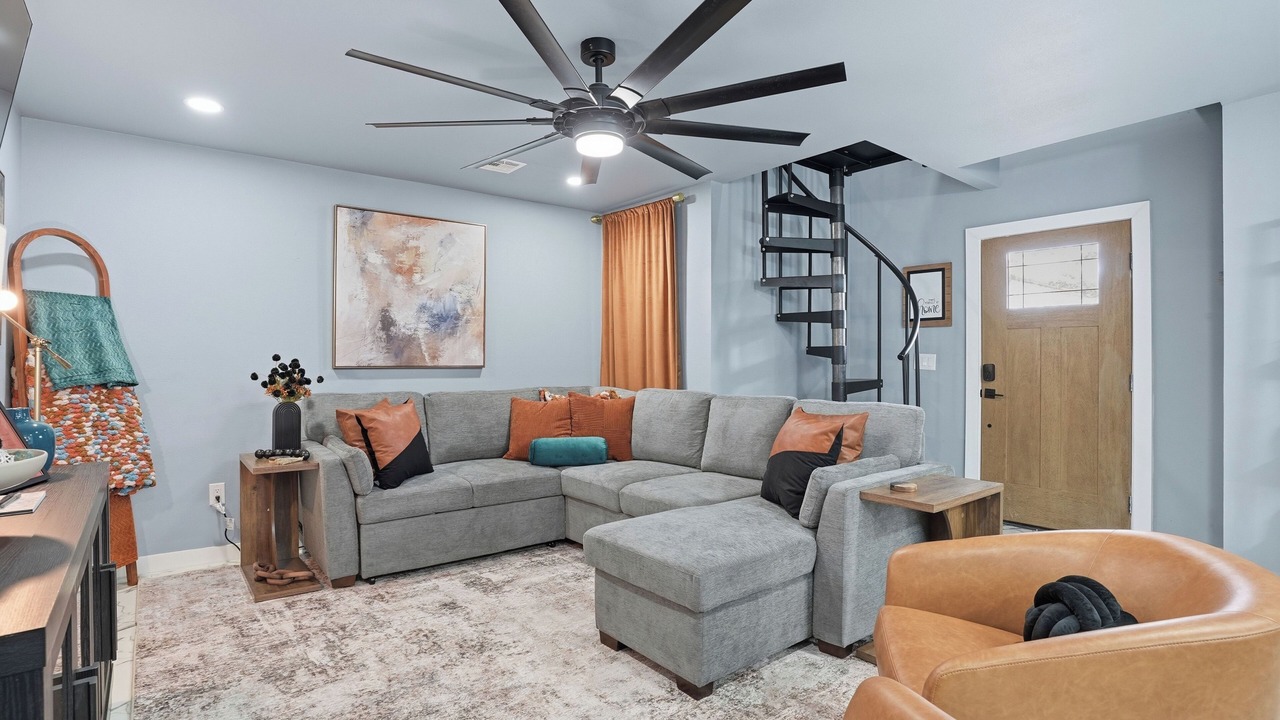 Photo of Livingroom in Downtown Tulsa