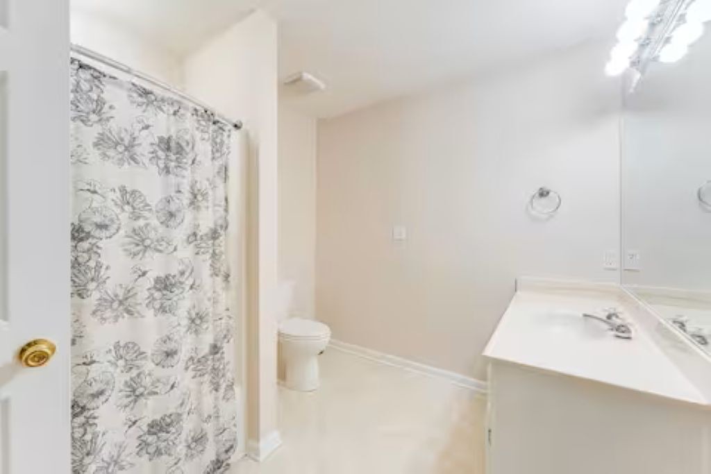 Photo of Bathroom in Reed Creek