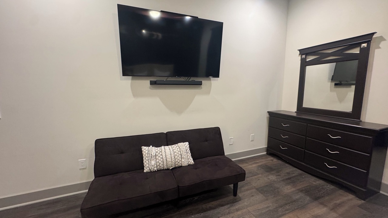 Photo of Livingroom in Huntsville