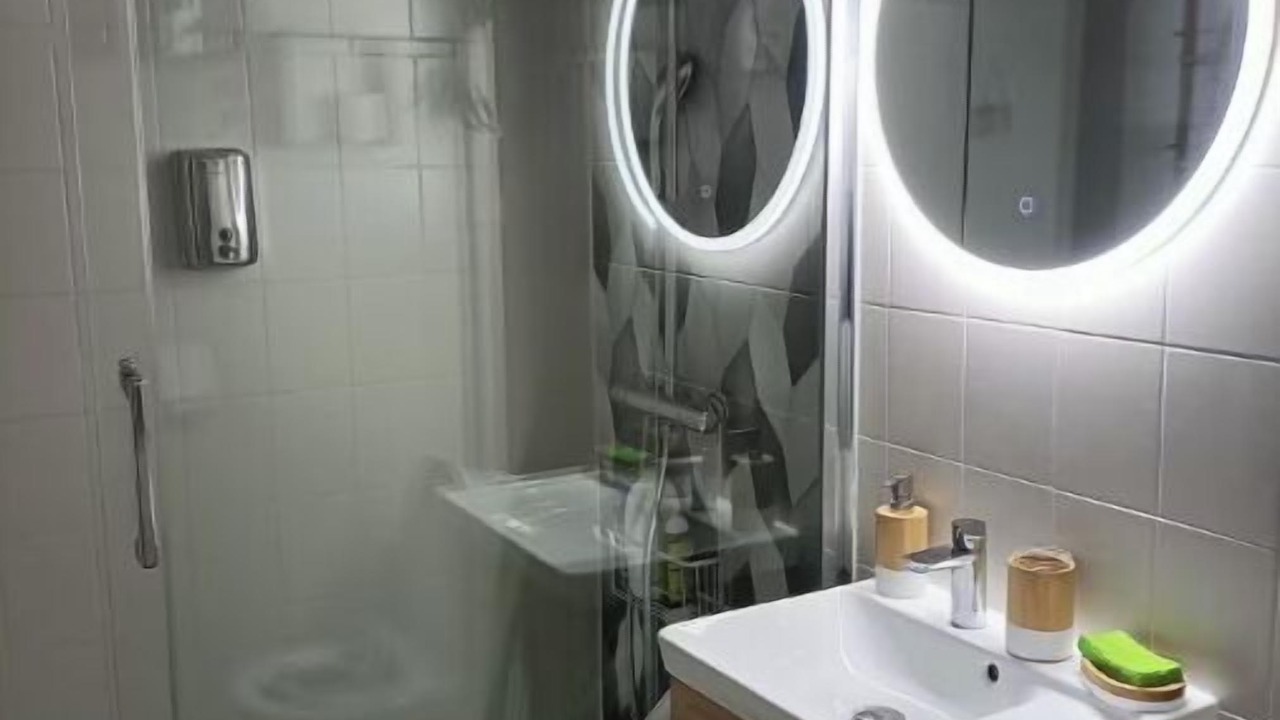 Photo of Bathroom in Villers-sur-Mer