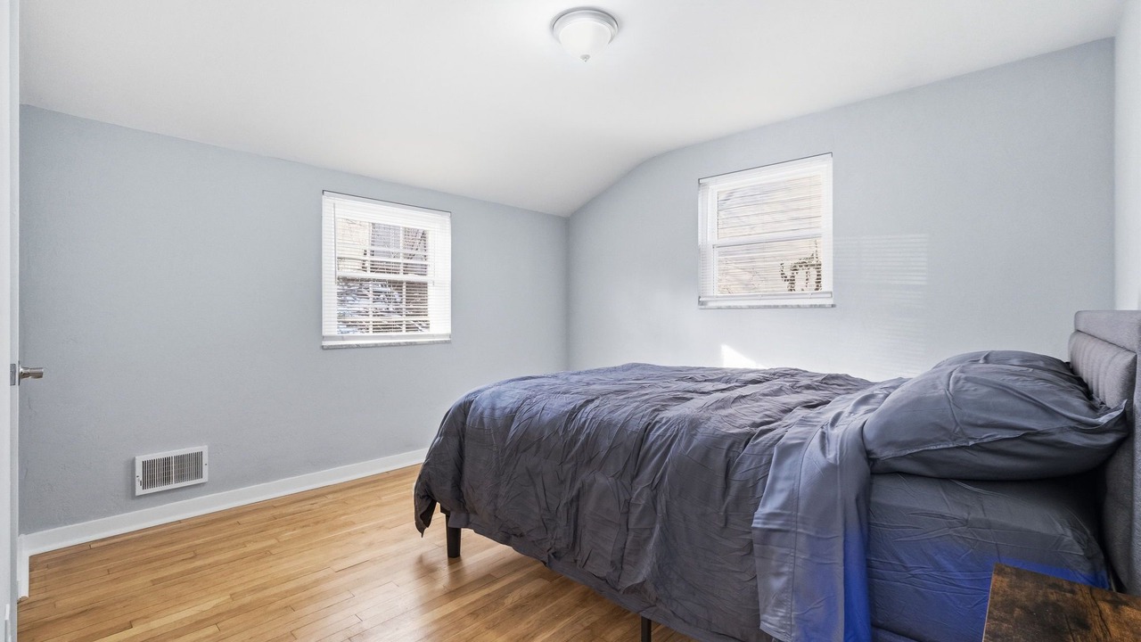 Photo of Bedroom in South Hills