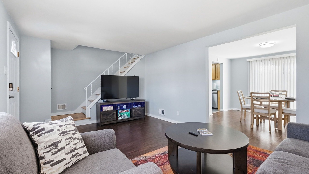 Photo of Livingroom in South Hills