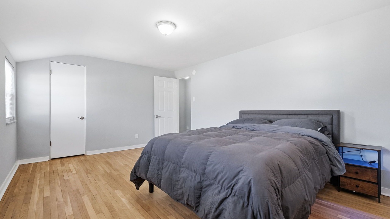 Photo of Bedroom in South Hills