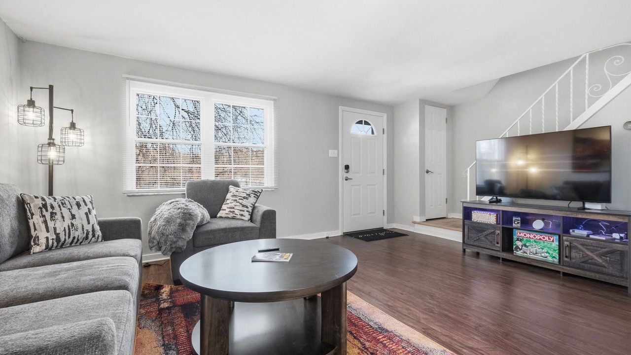 Photo of Livingroom in South Hills