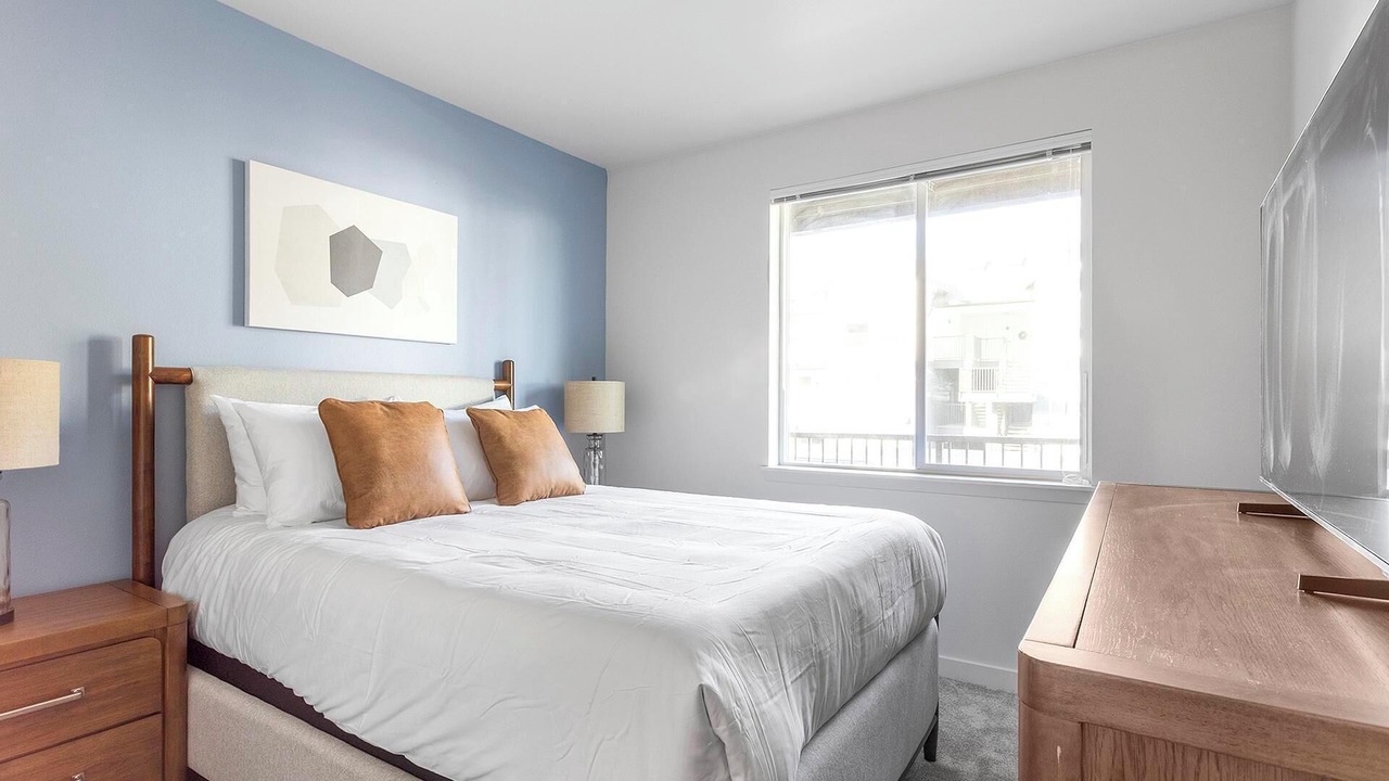 Photo of Bedroom in Smokey Point