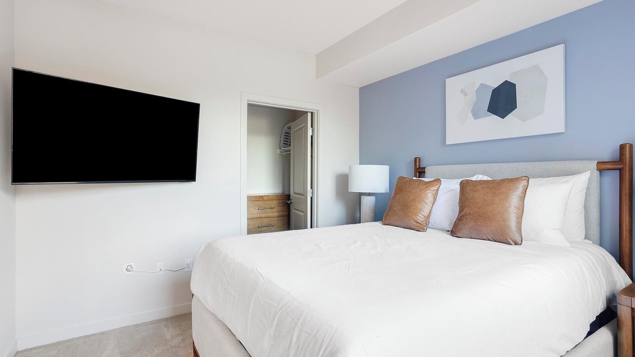 Photo of Bedroom in Smokey Point