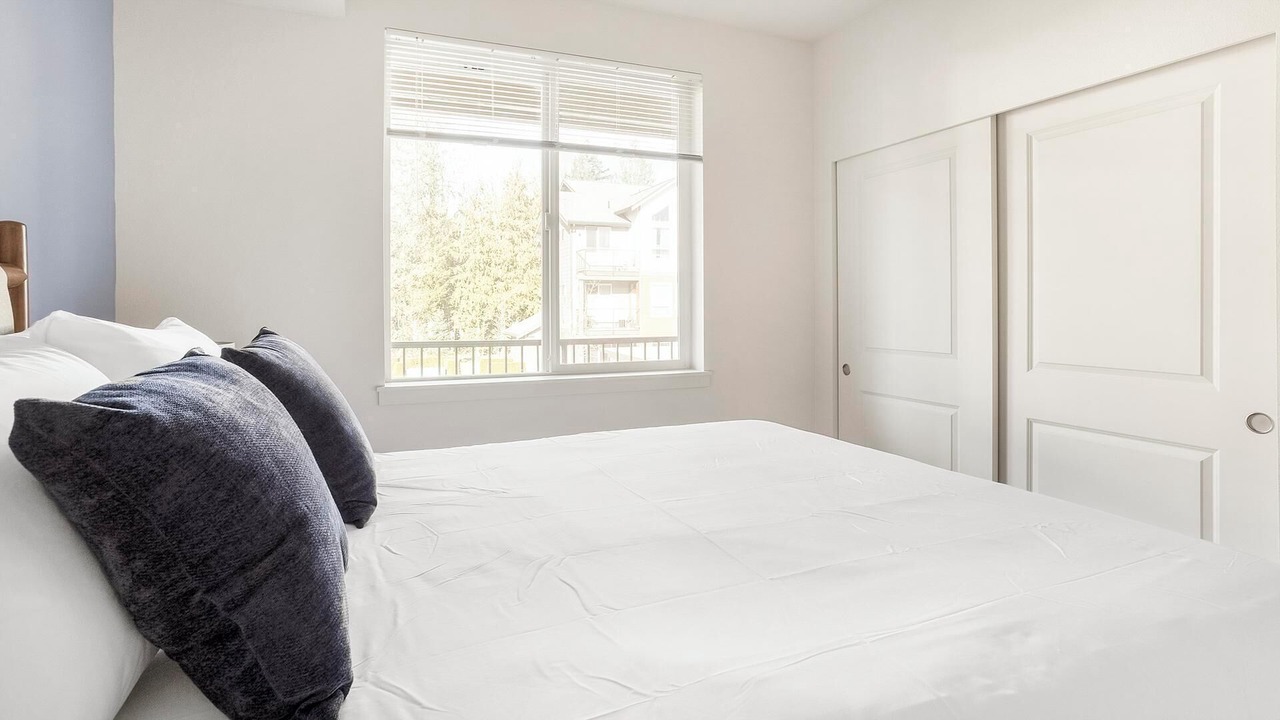Photo of Bedroom in Smokey Point