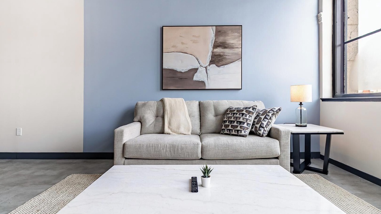 Photo of Livingroom in Downtown Hartford