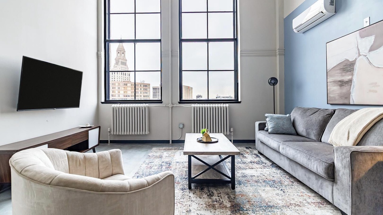 Photo of Livingroom in Downtown Hartford