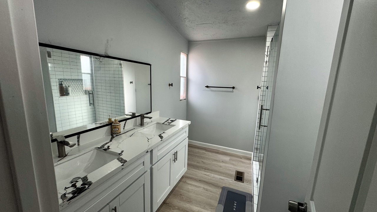 Photo of Bathroom in Oakhurst