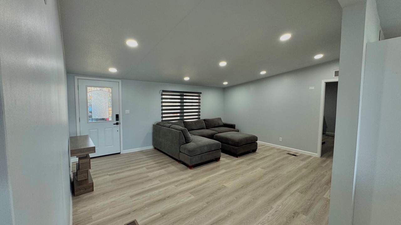 Photo of Livingroom in Oakhurst