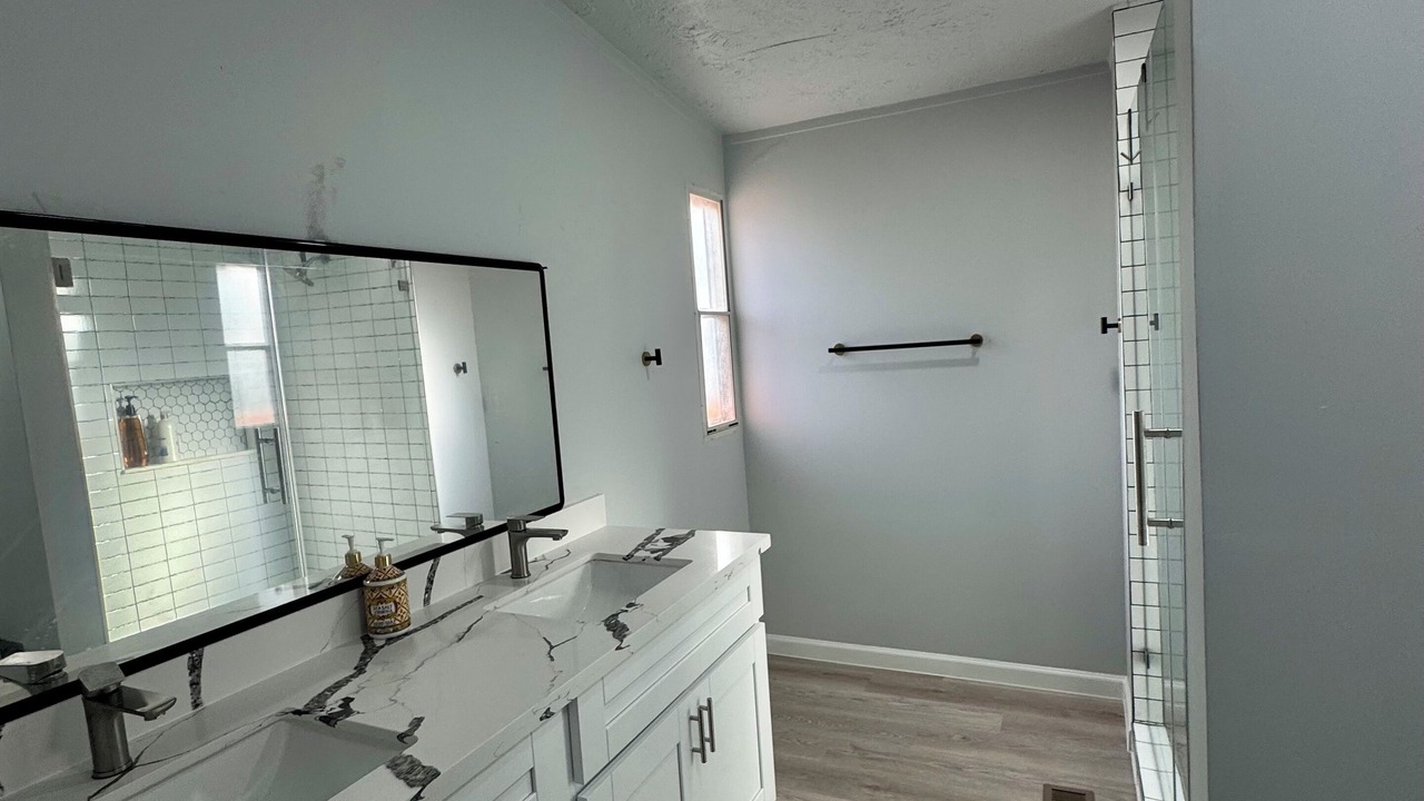 Photo of Bathroom in Oakhurst