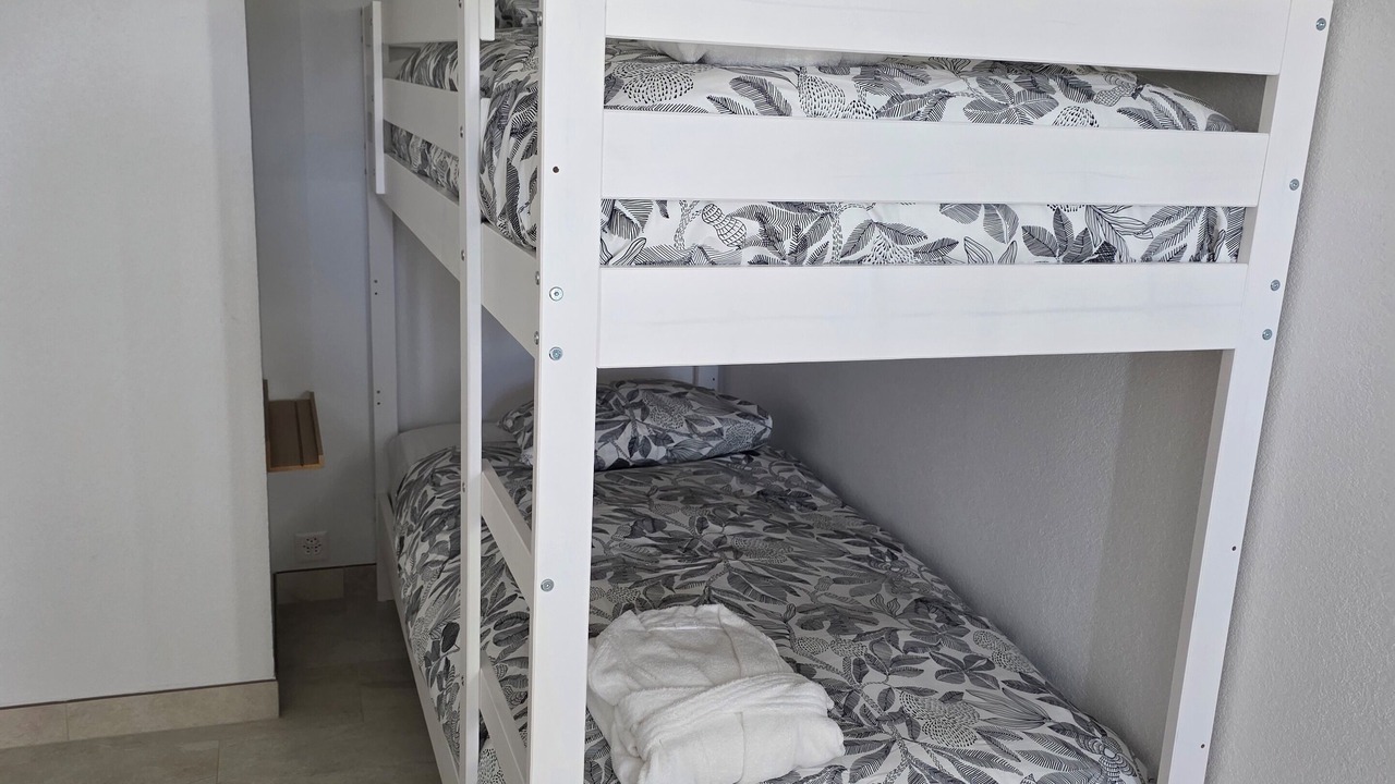 Photo of Bedroom in Lens