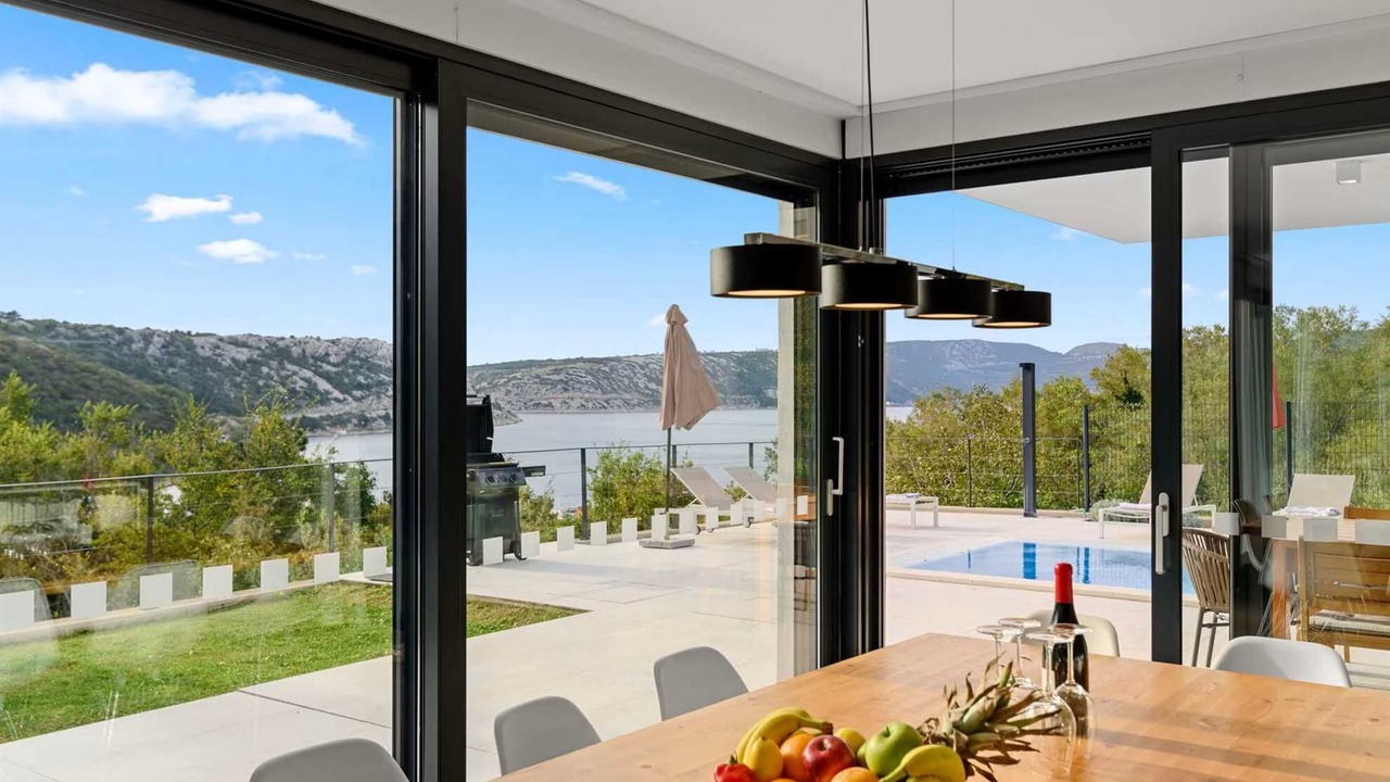 Photo of Outdoor in Bakarac