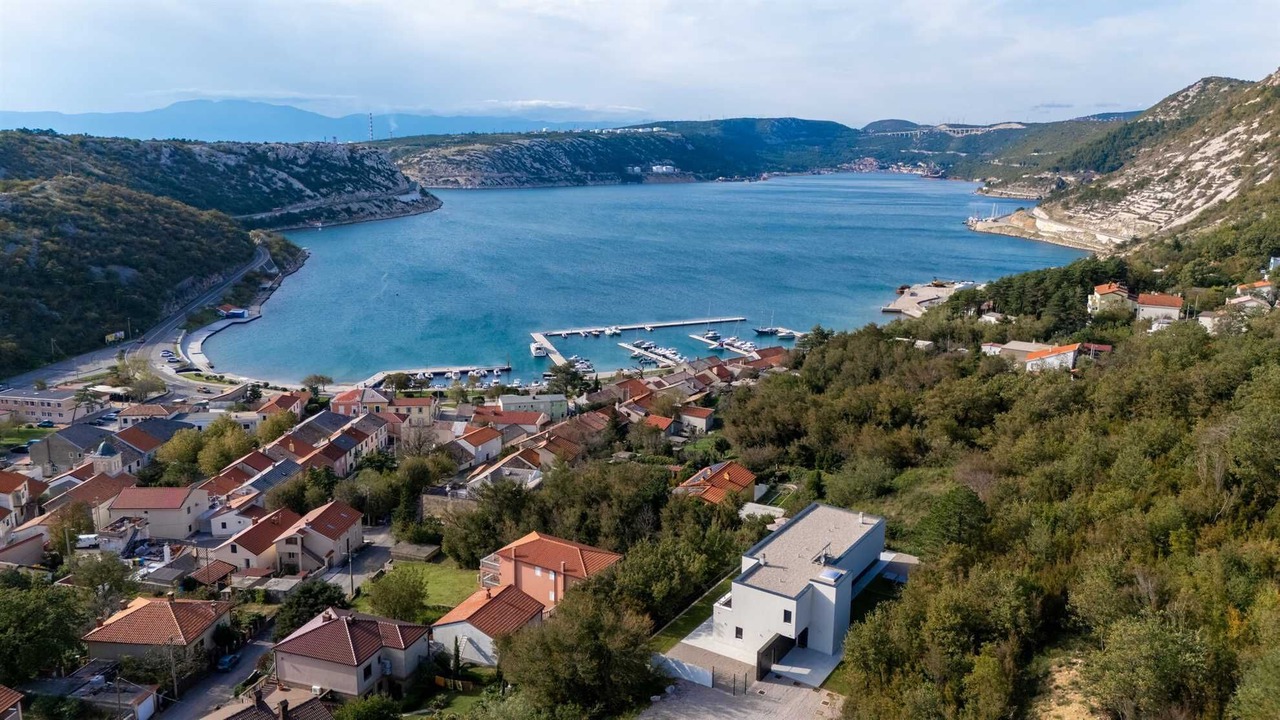 Photo of Outdoor in Bakarac