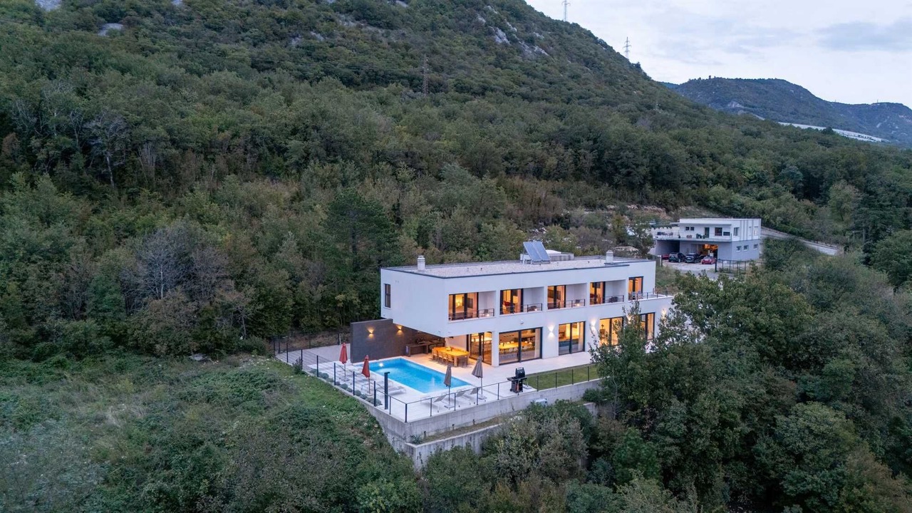 Photo of Outdoor in Bakarac