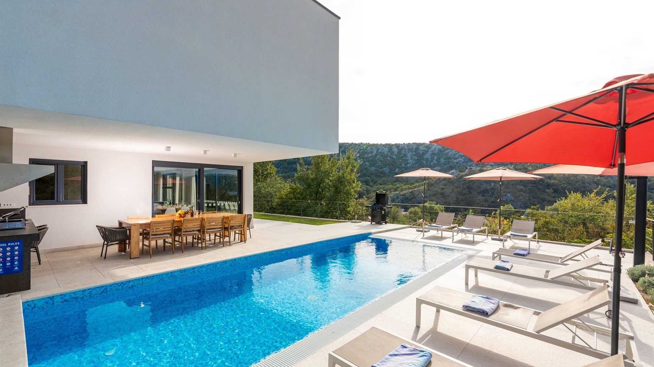 Photo of Outdoor in Bakarac