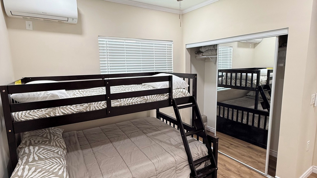 Photo of Bedroom in Mid City