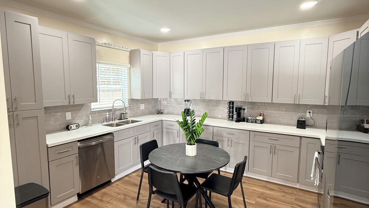 Photo of Kitchen in Mid City