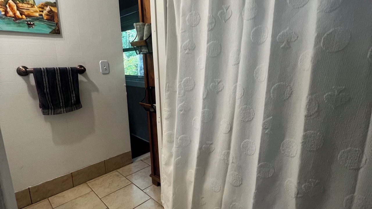 Photo of Bathroom in Wasaga Beach