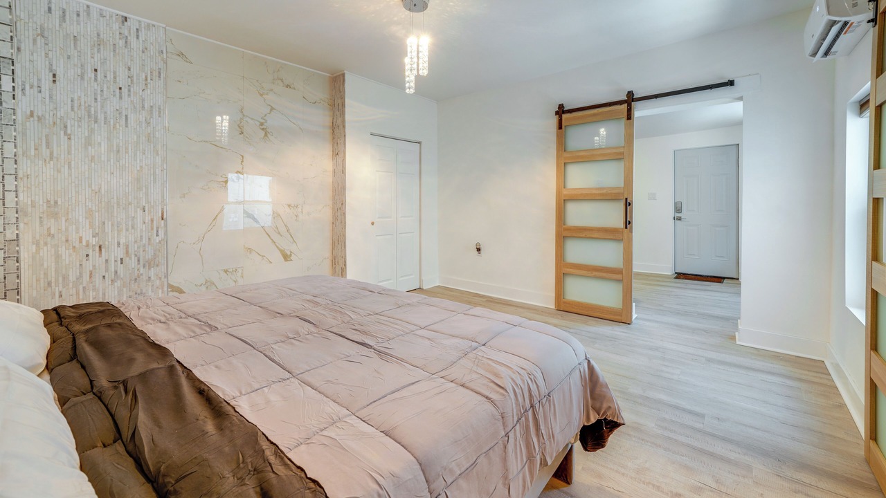Photo of Bedroom in Bellepoint