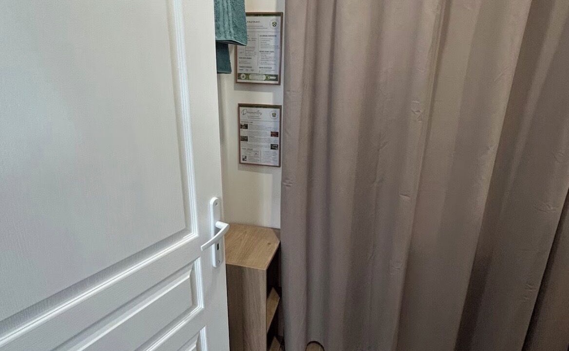 Photo of Bathroom in Chasseneuil-du-Poitou
