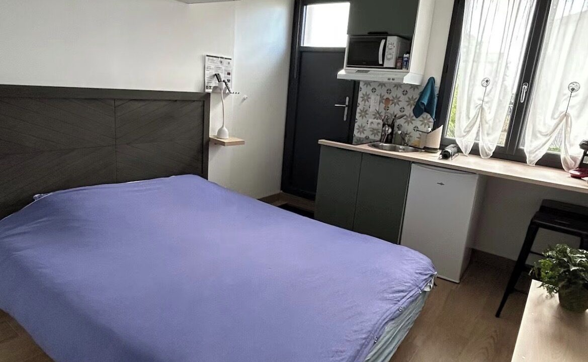 Photo of Bedroom in Chasseneuil-du-Poitou