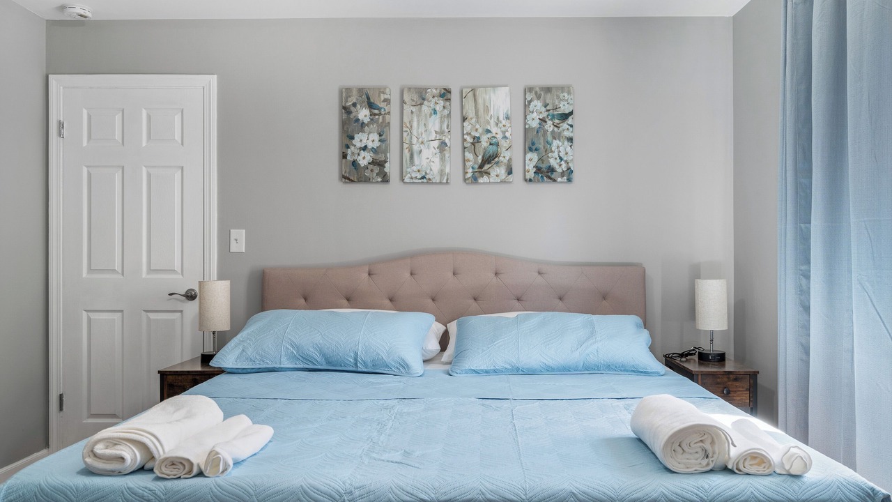 Photo of Bedroom in Belmont Cragin