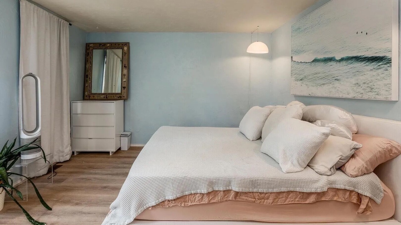 Photo of Bedroom in Carbondale