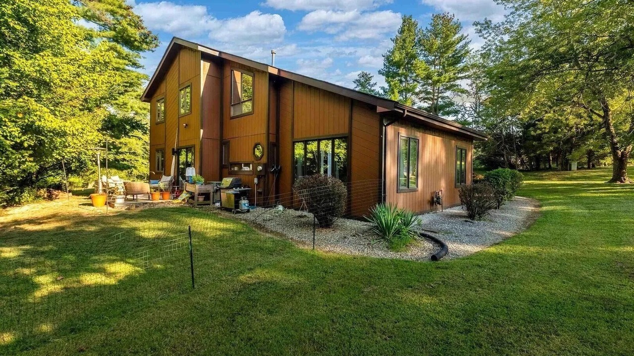 Photo of Outdoor in Carbondale