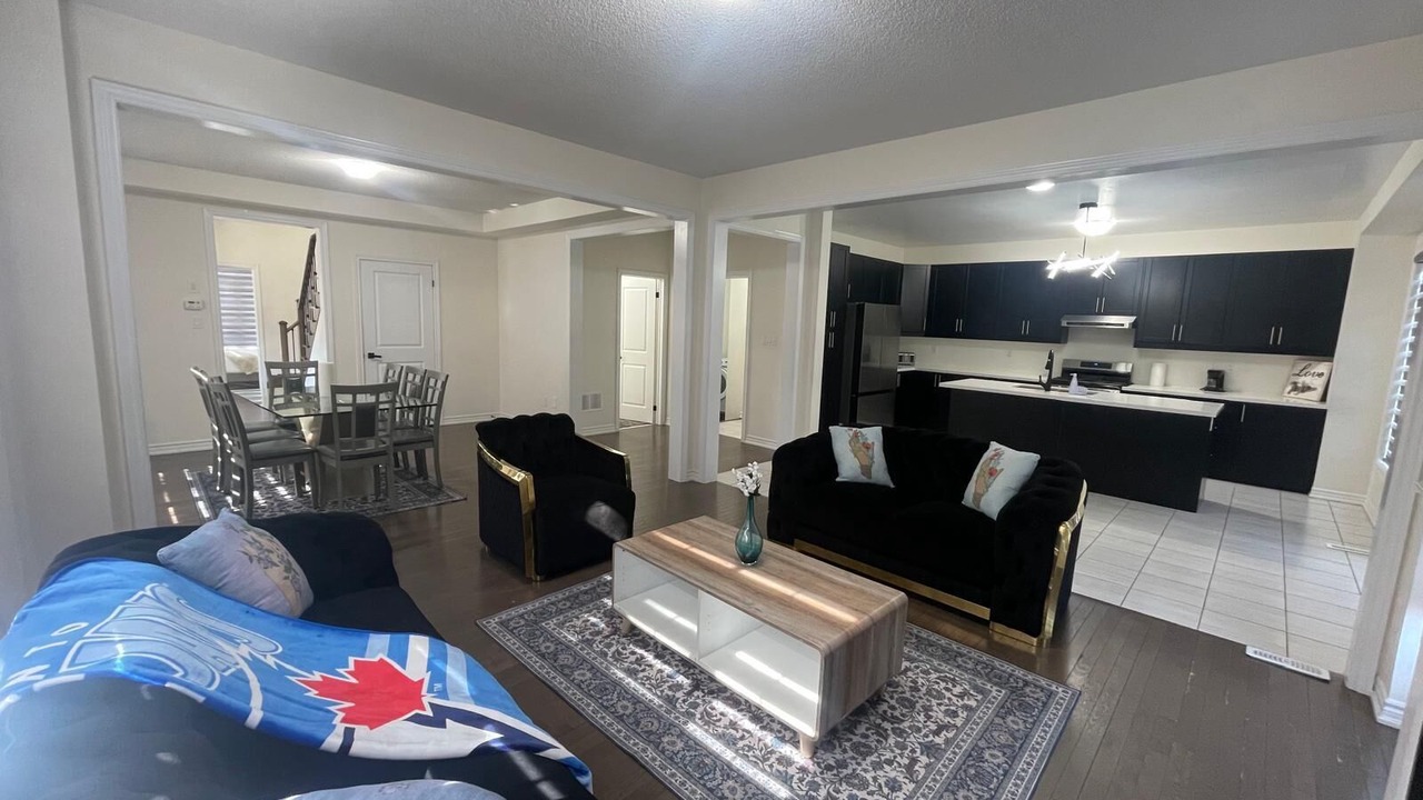Photo of Livingroom in Mount Pleasant