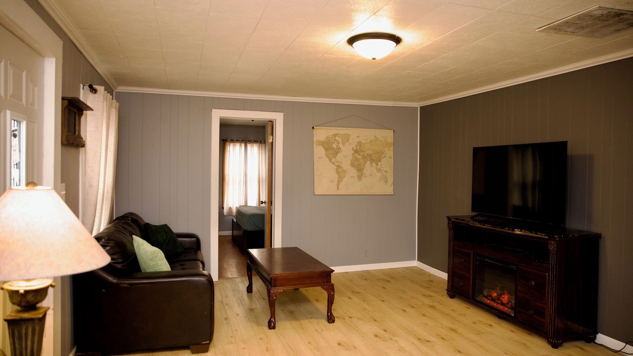 Photo of Livingroom in St. Marys