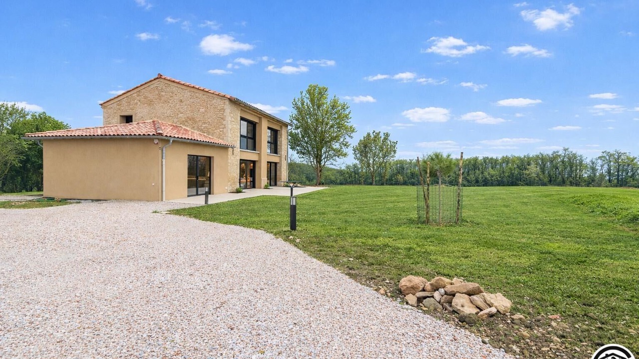 Photo of Outdoor in Mourvilles-Hautes