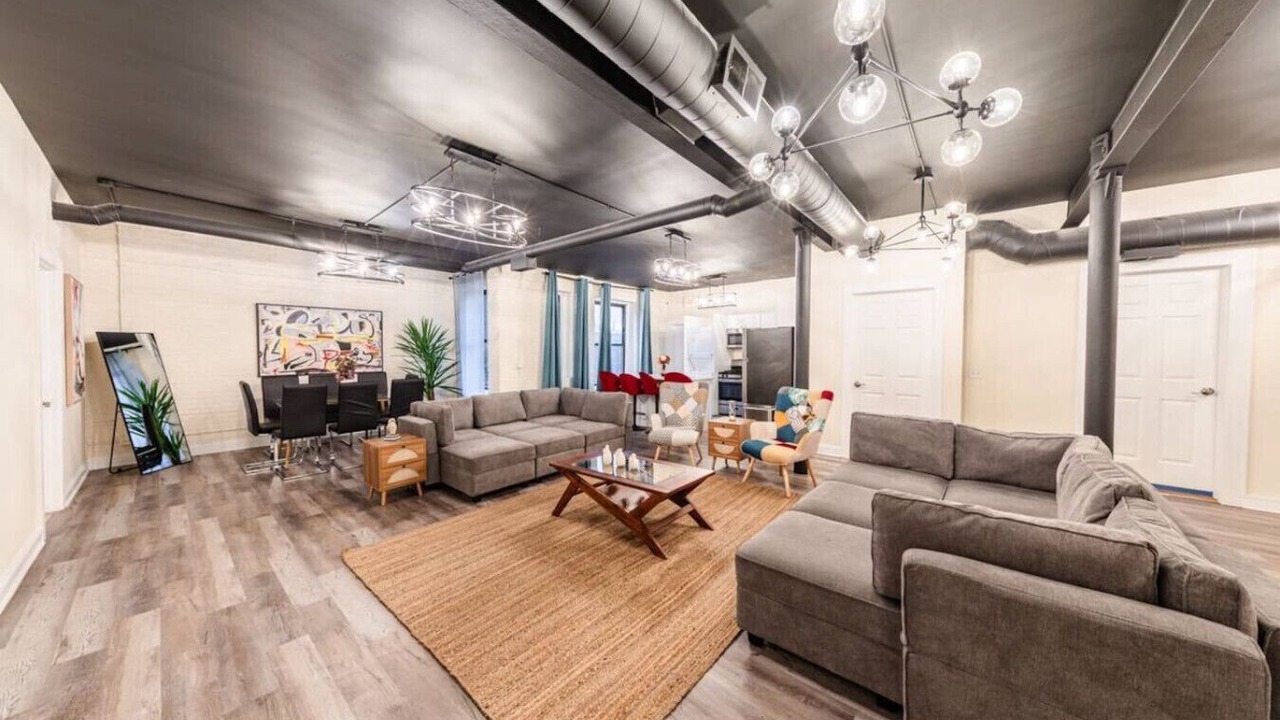 Photo of Livingroom in Near South Side