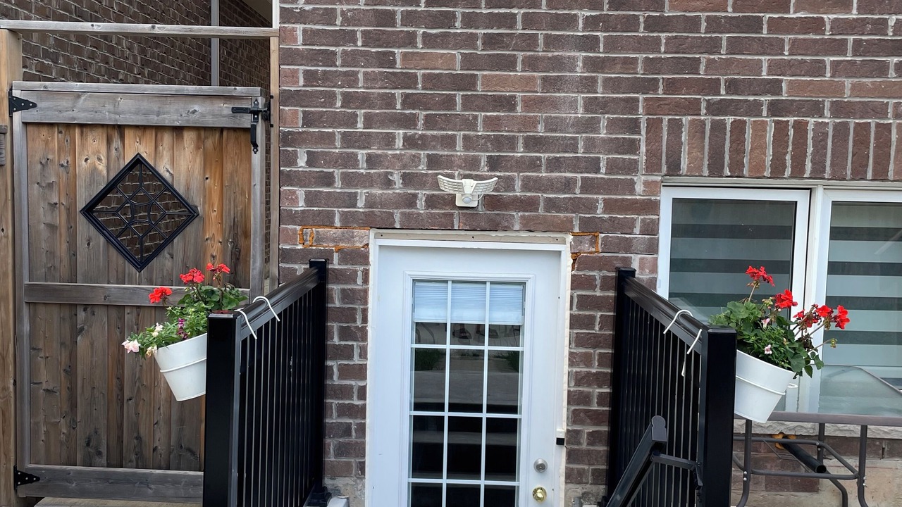 Photo of Outdoor in Oakville