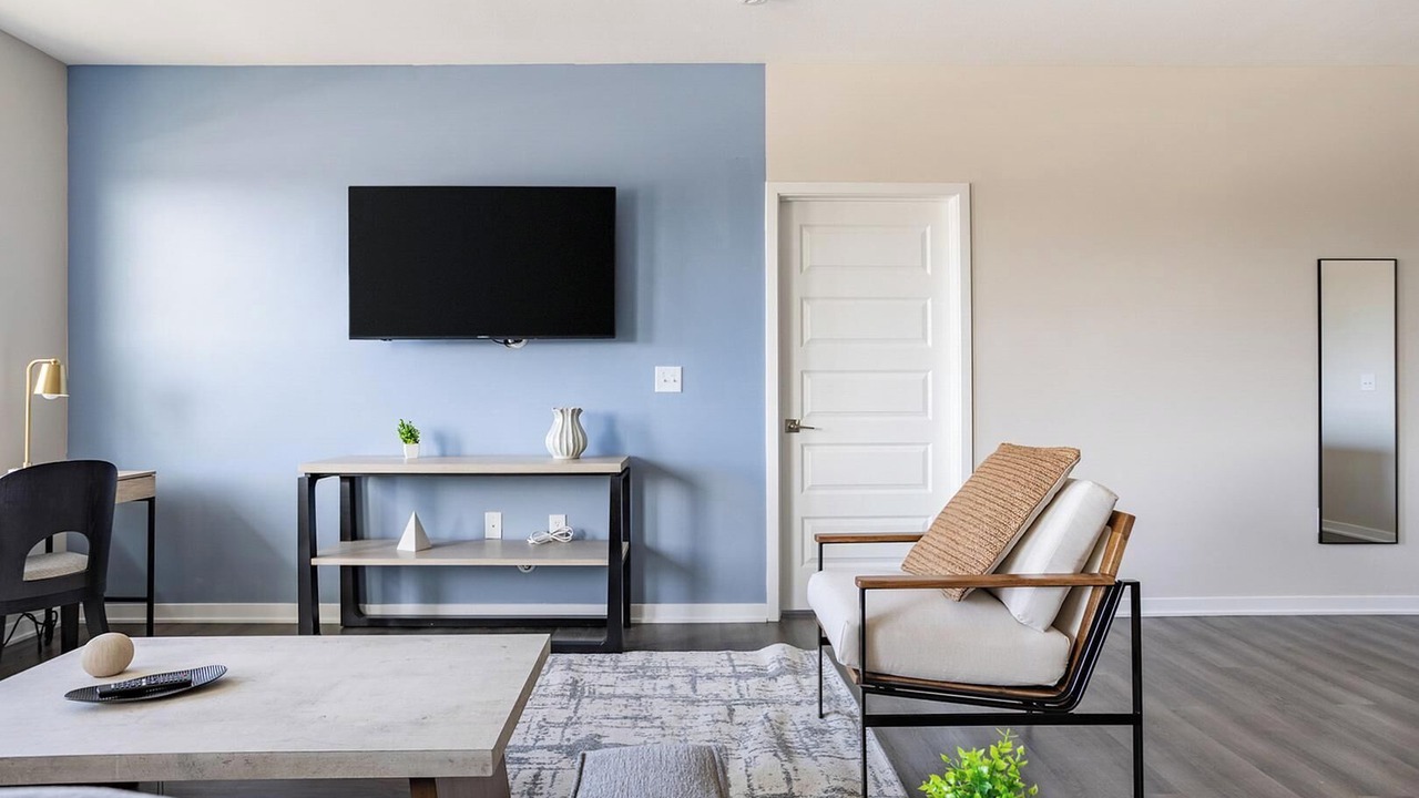 Photo of Livingroom in Near Northside