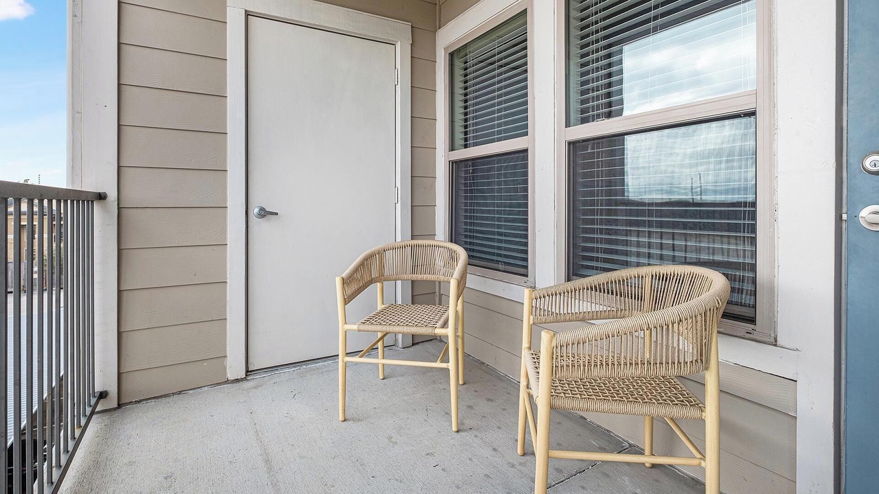 Photo of Patio Balcony in FM 1960