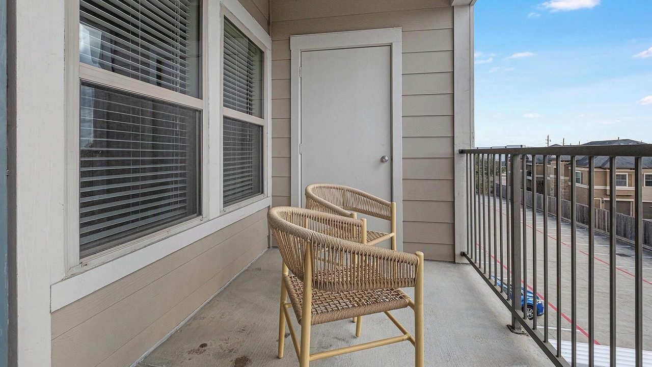 Photo of Patio Balcony in FM 1960