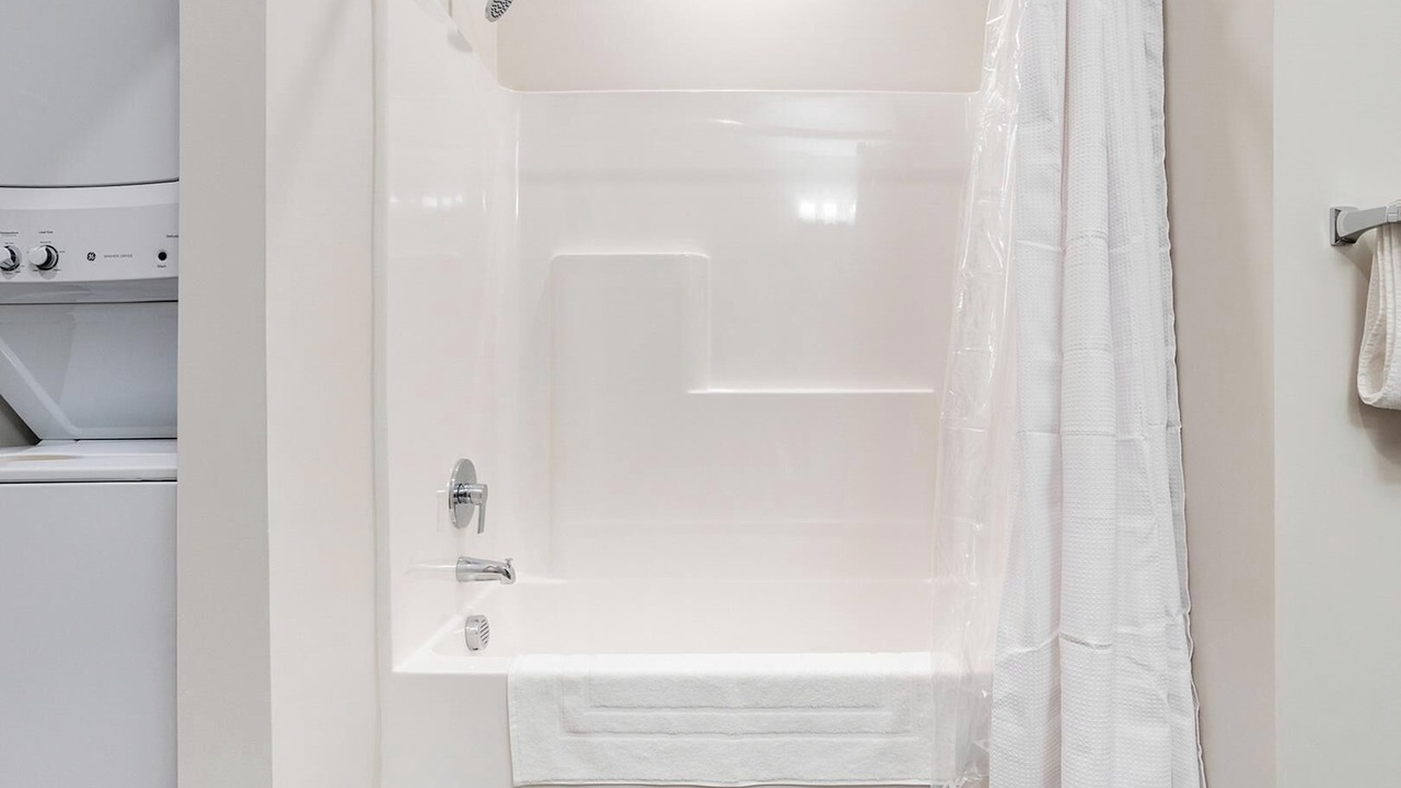 Photo of Bathroom in Near Northside