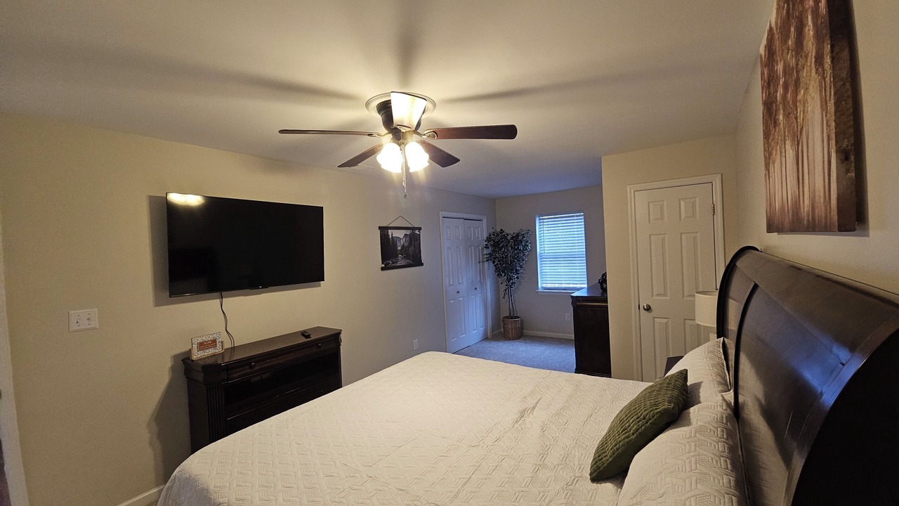 Photo of Bedroom in Bath
