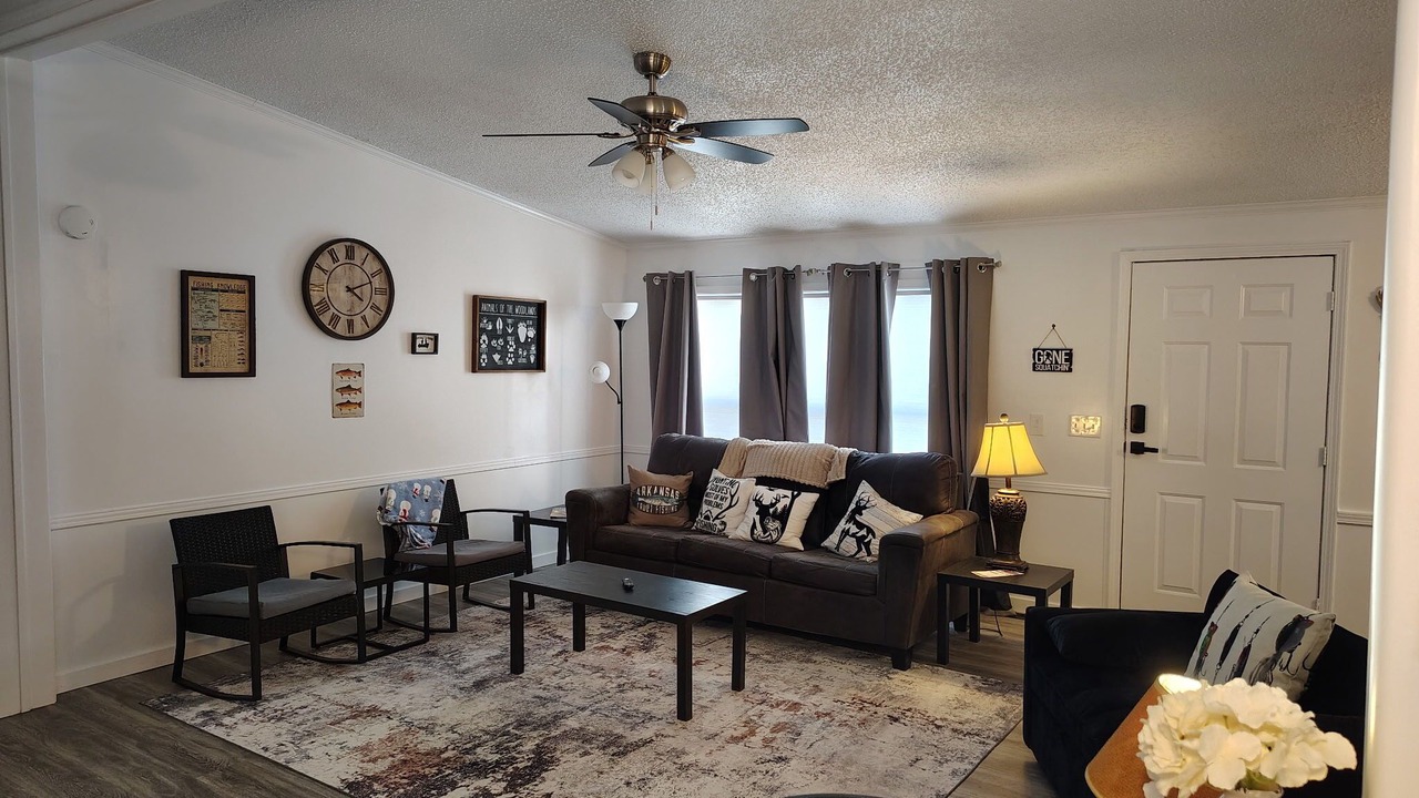 Photo of Livingroom in Salesville