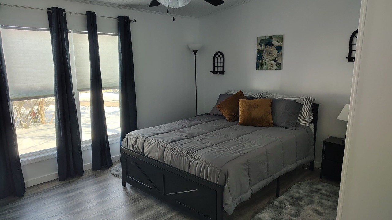 Photo of Bedroom in Salesville